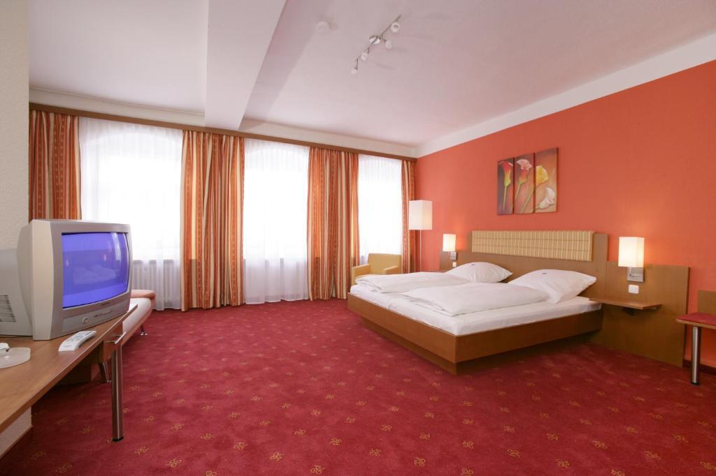 Altstadt-Hotel Zieglerbraeu Νταχάου Δωμάτιο φωτογραφία