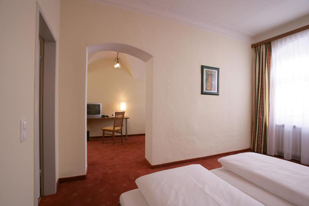 Altstadt-Hotel Zieglerbraeu Νταχάου Δωμάτιο φωτογραφία