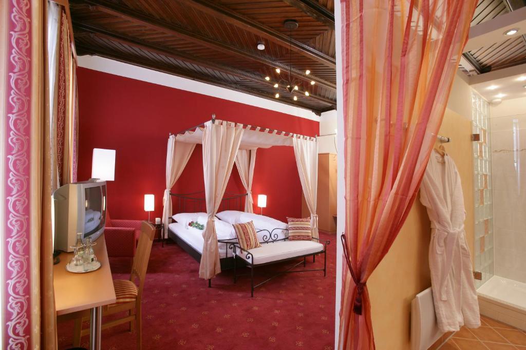 Altstadt-Hotel Zieglerbraeu Νταχάου Δωμάτιο φωτογραφία